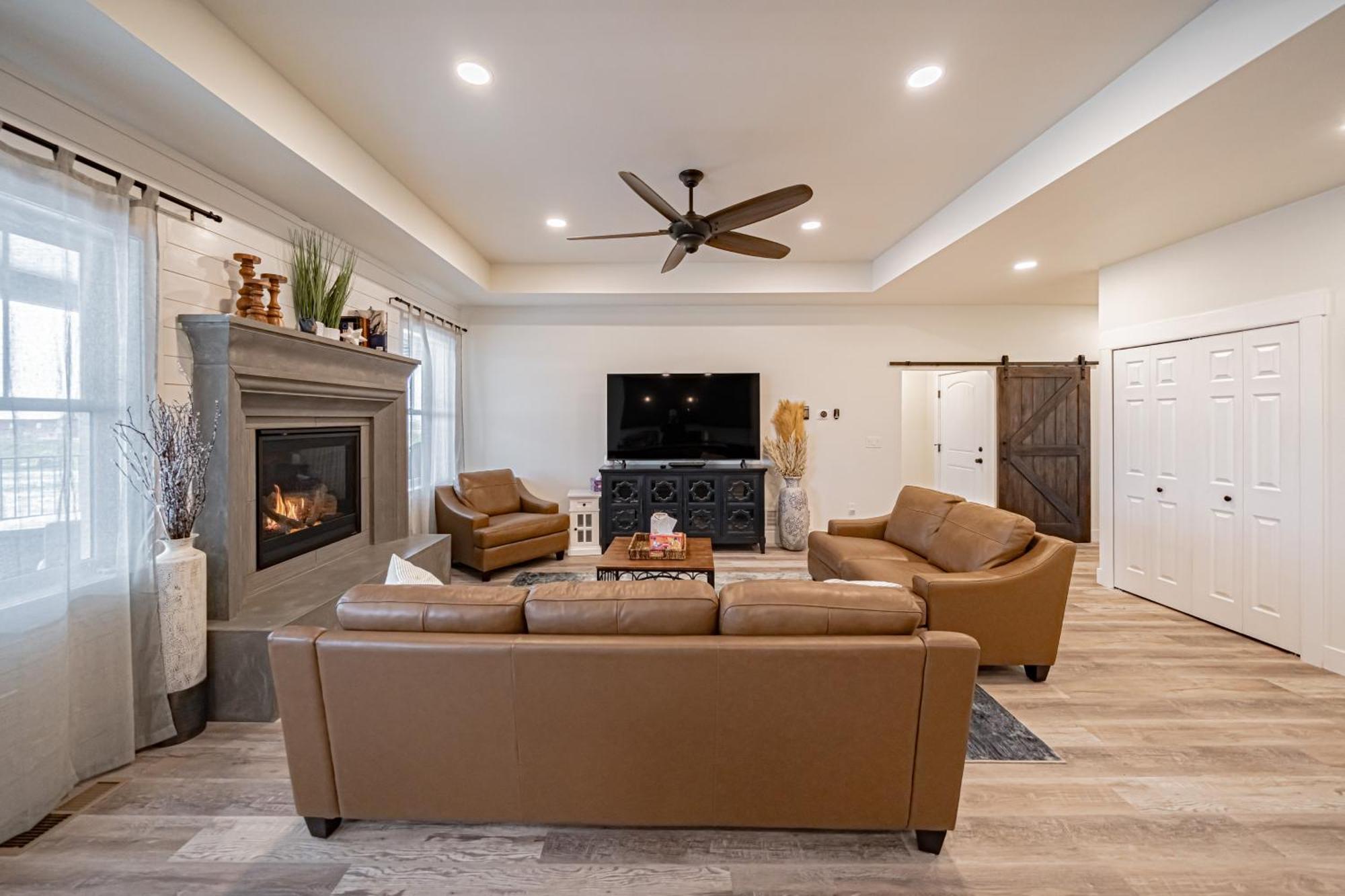 אשטון Teton Valley Getaway With Private Deck And Hot Tub! מראה חיצוני תמונה