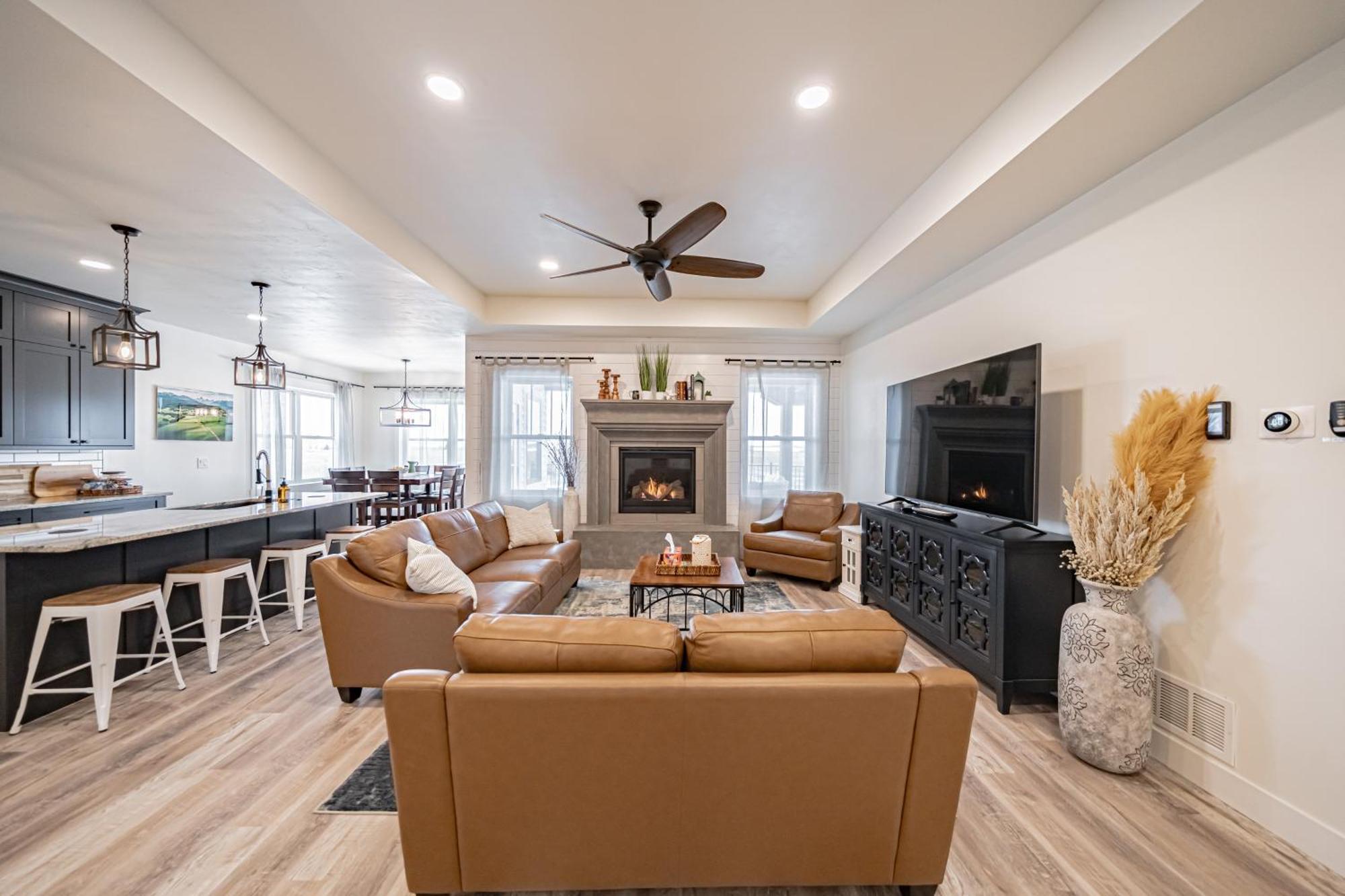 אשטון Teton Valley Getaway With Private Deck And Hot Tub! מראה חיצוני תמונה